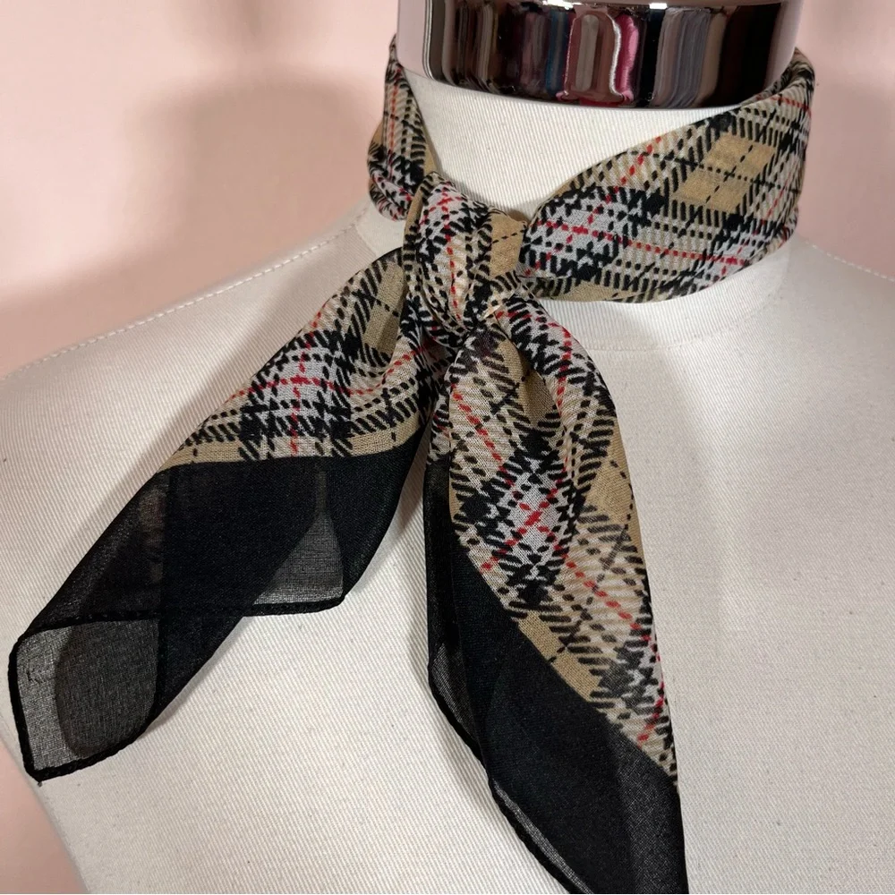 Vintage 80 90 Retro Camel Tan Black Academia Plaid classic Preppy Neck Scarf - Picture 11 of 13